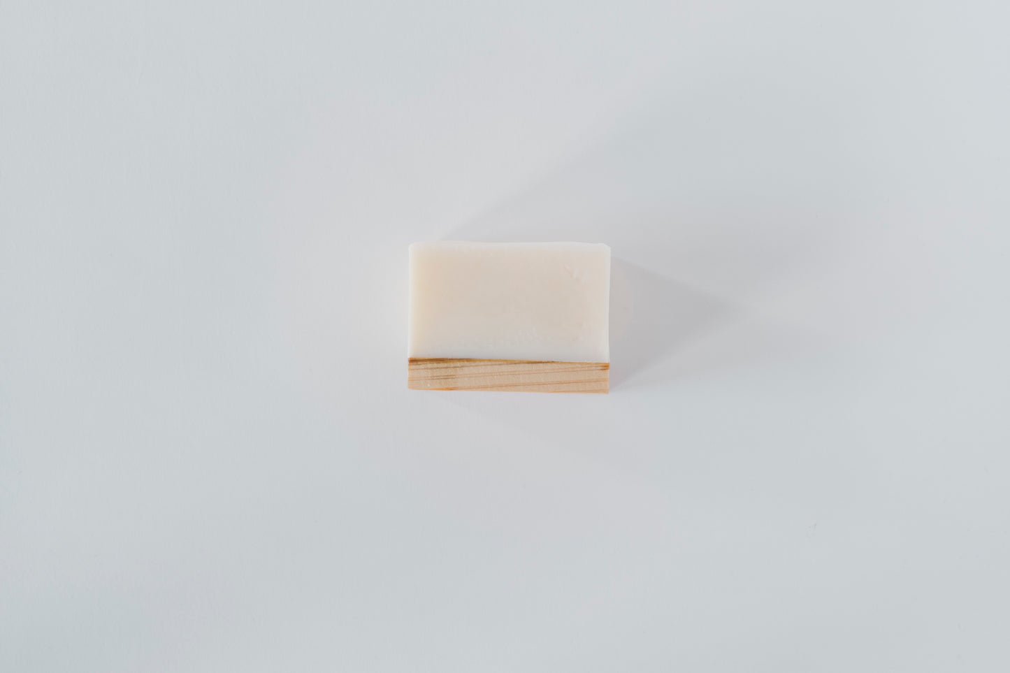 木かげ石けん 200g